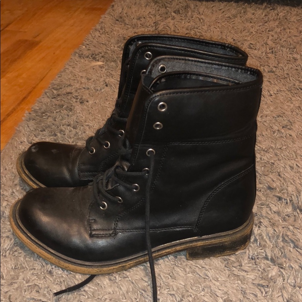 BP lace up combat boots